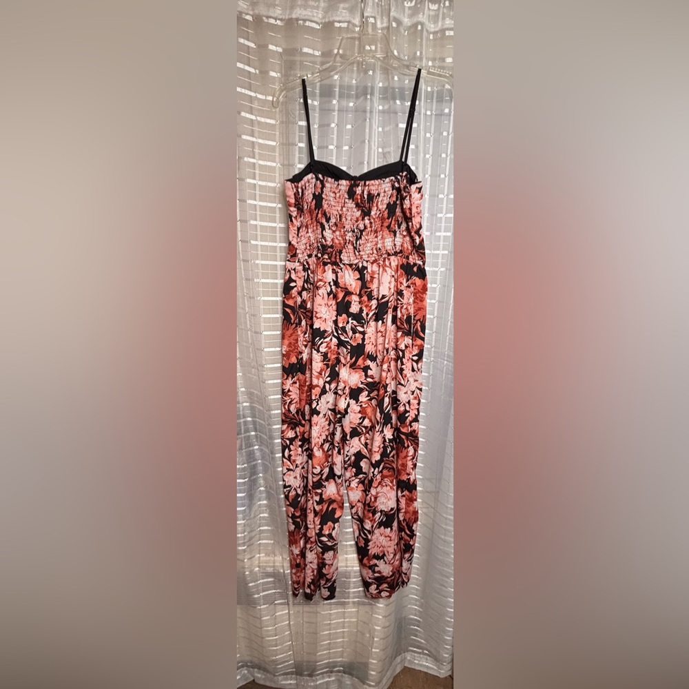 BOG Collective Black and Pink Top